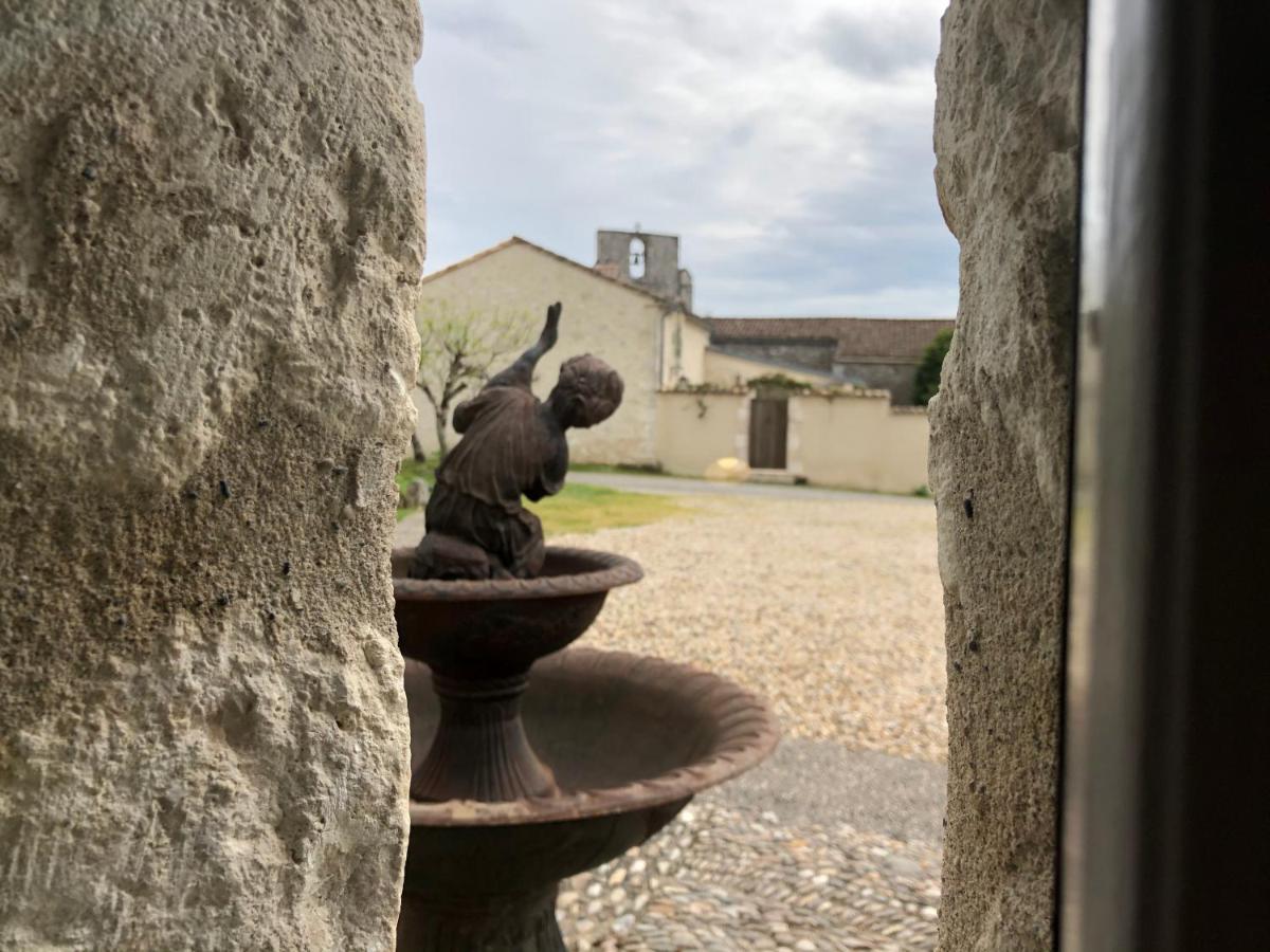 La Ferme Buissonniere Bed and Breakfast Bardou Buitenkant foto
