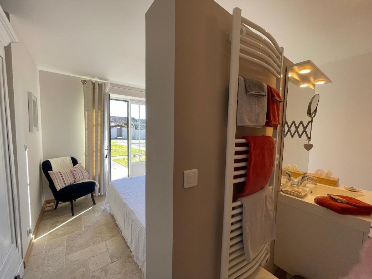La Ferme Buissonniere Bed and Breakfast Bardou Buitenkant foto